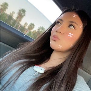 Meet your Posher, Leslie